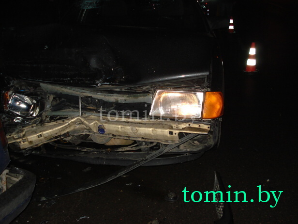 За рулем "пьяной" иномарки был майор брестской ГАИ? (фото) За рулем "пьяной" иномарки был майор брестской ГАИ? (фото)