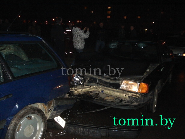 За рулем "пьяной" иномарки был майор брестской ГАИ? (фото) За рулем "пьяной" иномарки был майор брестской ГАИ? (фото)