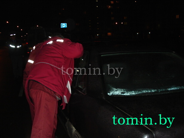 За рулем "пьяной" иномарки был майор брестской ГАИ? (фото) За рулем "пьяной" иномарки был майор брестской ГАИ? (фото)