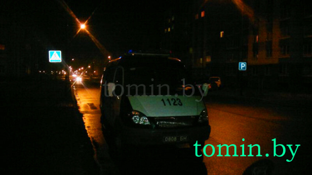 «Ауди», устроившая переполох на улице Колесника в Бресте, принадлежит майору ГАИ (фото) «Ауди», устроившая переполох на улице Колесника в Бресте, принадлежит майору ГАИ (фото)