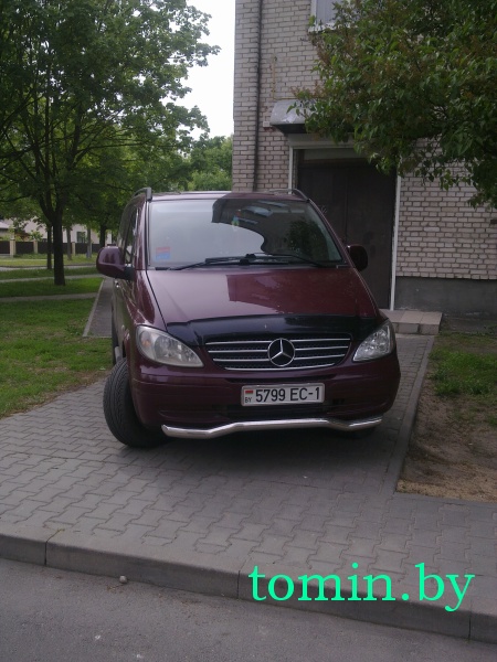 Новые герои парковки: из цикла «…А у нас во дворе» (фото) Новые герои парковки: из цикла «…А у нас во дворе» (фото)