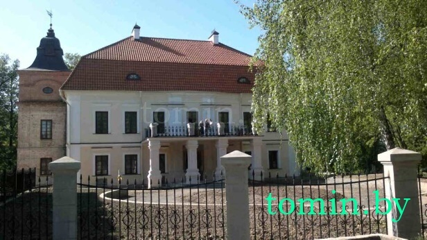 Во дворце Немцевичей листают дневник истории: в Скоках проходит научно-практическая конференция, посвященная знаменитому роду Во дворце Немцевичей листают дневник истории: в Скоках проходит научно-практическая конференция, посвященная знаменитому роду