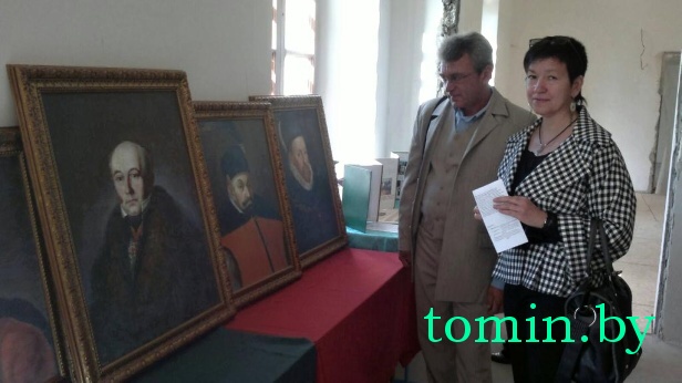 Дворец Немцевичей, 19 мая 2012 года Дворец Немцевичей, 19 мая 2012 года