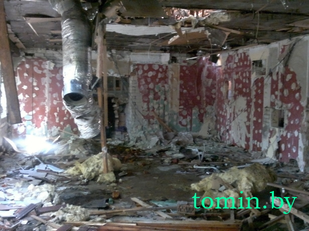 Бывший бар «Паб-хаус», 14 июня 2012 года Бывший бар «Паб-хаус», 14 июня 2012 года