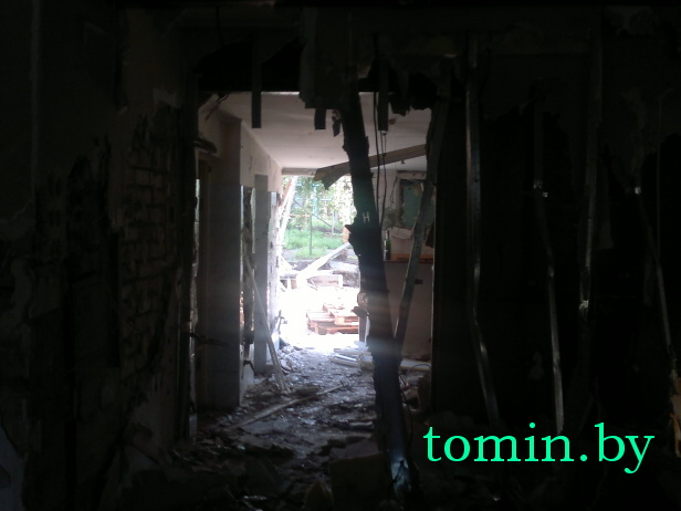 Бывший бар «Паб-хаус», 14 июня 2012 года Бывший бар «Паб-хаус», 14 июня 2012 года