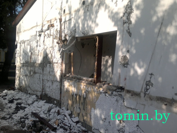 Бывший бар «Паб-хаус», 14 июня 2012 года Бывший бар «Паб-хаус», 14 июня 2012 года