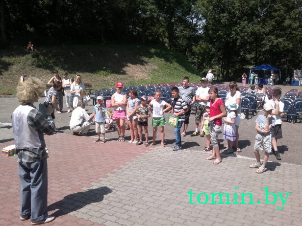 Юбилей музея «Берестья»: жарко, скромно, без сенсаций (фото) Юбилей музея «Берестья»: жарко, скромно, без сенсаций (фото)