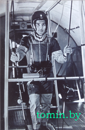 Петр Климук на тренажере - фото Петр Климук на тренажере - фото