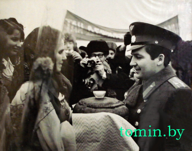 Петр Климук после полета в космос на малой родине - фото Петр Климук после полета в космос на малой родине - фото