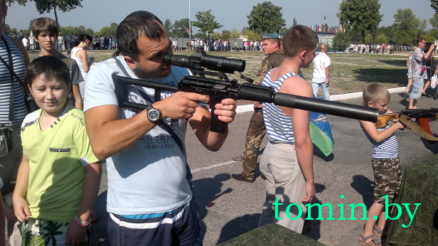 Брест, 2 августа: под знаком Сил специальных операций (фото) Брест, 2 августа: под знаком Сил специальных операций (фото)