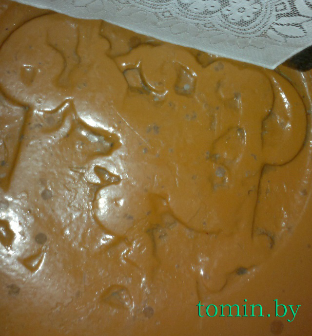 Спасо-Преображенская церковь 1609 года постройки в деревне Теребунь Брестского района. На полу - герб Шуйских. Фото Тамары ТИБОРОВСКОЙ. Спасо-Преображенская церковь 1609 года постройки в деревне Теребунь Брестского района. На полу - герб Шуйских. Фото Тамары ТИБОРОВСКОЙ.