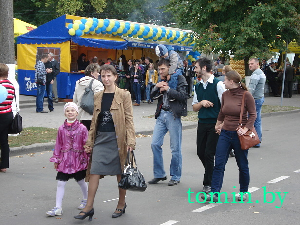 Брестчина: "Дожинки-2012" в Каменце. Фото Тамары ТИБОРОВСКОЙ Брестчина: "Дожинки-2012" в Каменце. Фото Тамары ТИБОРОВСКОЙ