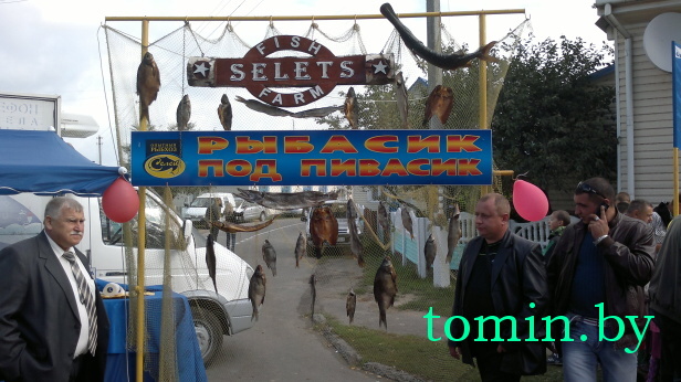 Брестчина: "Дожинки-2012" в Каменце. Фото Тамары ТИБОРОВСКОЙ Брестчина: "Дожинки-2012" в Каменце. Фото Тамары ТИБОРОВСКОЙ