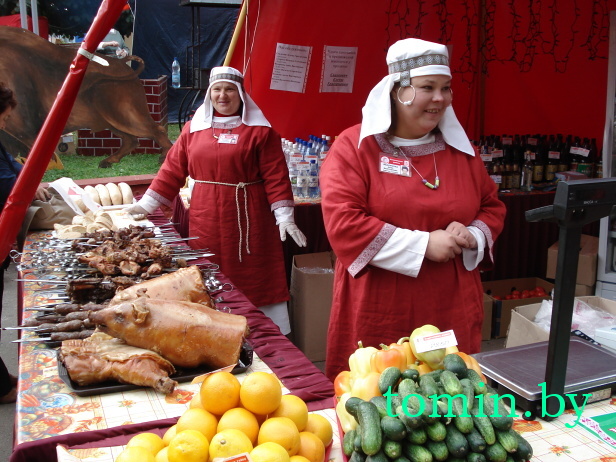 Брестчина: "Дожинки-2012" в Каменце. Фото Тамары ТИБОРОВСКОЙ Брестчина: "Дожинки-2012" в Каменце. Фото Тамары ТИБОРОВСКОЙ