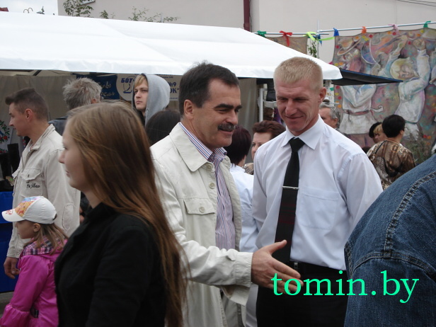 Брестчина: "Дожинки-2012" в Каменце. Фото Тамары ТИБОРОВСКОЙ Брестчина: "Дожинки-2012" в Каменце. Фото Тамары ТИБОРОВСКОЙ