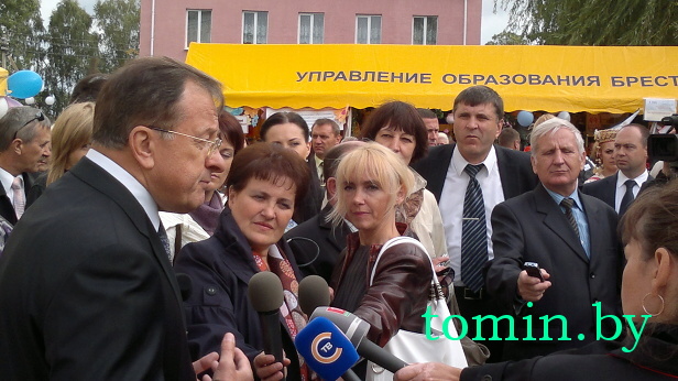 Брестчина: "Дожинки-2012" в Каменце. Фото Тамары ТИБОРОВСКОЙ Брестчина: "Дожинки-2012" в Каменце. Фото Тамары ТИБОРОВСКОЙ