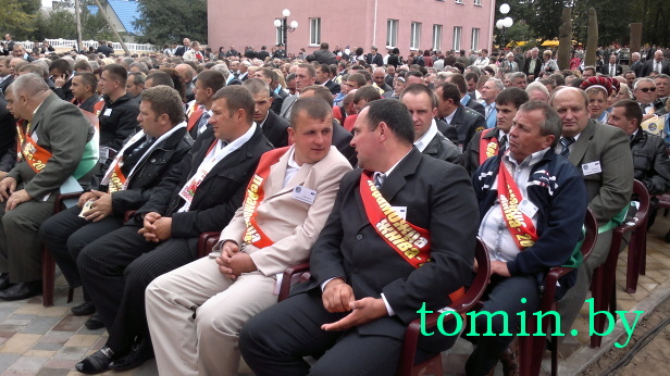 Брестчина: "Дожинки-2012" в Каменце. Фото Тамары ТИБОРОВСКОЙ Брестчина: "Дожинки-2012" в Каменце. Фото Тамары ТИБОРОВСКОЙ