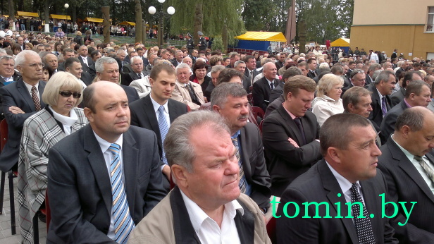 Брестчина: "Дожинки-2012" в Каменце. Фото Тамары ТИБОРОВСКОЙ Брестчина: "Дожинки-2012" в Каменце. Фото Тамары ТИБОРОВСКОЙ