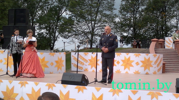 Брестчина: "Дожинки-2012" в Каменце. Фото Тамары ТИБОРОВСКОЙ Брестчина: "Дожинки-2012" в Каменце. Фото Тамары ТИБОРОВСКОЙ