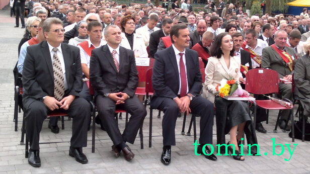 Брестчина: "Дожинки-2012" в Каменце. Фото Тамары ТИБОРОВСКОЙ Брестчина: "Дожинки-2012" в Каменце. Фото Тамары ТИБОРОВСКОЙ