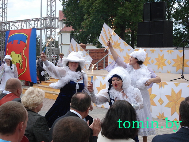 Брестчина: "Дожинки-2012" в Каменце. Фото Тамары ТИБОРОВСКОЙ Брестчина: "Дожинки-2012" в Каменце. Фото Тамары ТИБОРОВСКОЙ