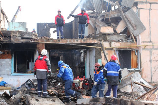 Взрыв газа в жилом доме в Омской области: 5 человек погибли, 9 пострадавших в больнице - фото