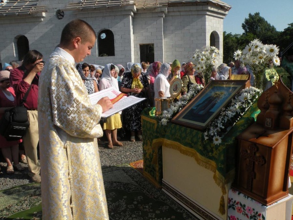 Ковчег с частицами мощей святых Петра и Февронии Муромских доставили в Брест - фото