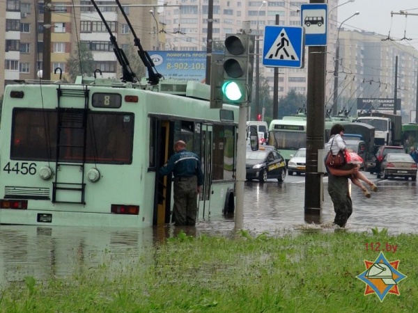 На Минск 14 августа обрушился тропический ливень – фото