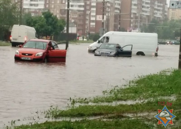 На Минск 14 августа обрушился тропический ливень – фото