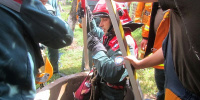 Жительница Гродненской области упала в 12-метровый колодец, пытаясь достать ведро с водой - фото