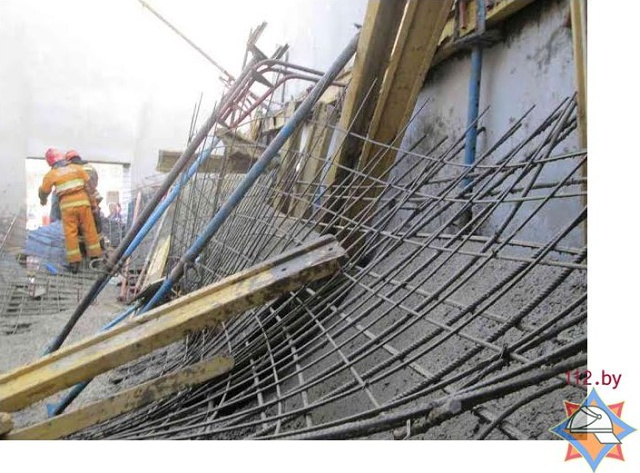 В Борисове при обрушении перекрытия строящегося магазина «Евроопт» пострадали четверо рабочих - фото