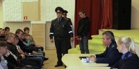 В Гродно публично заключен под стражу учащийся строительного лицея -фото