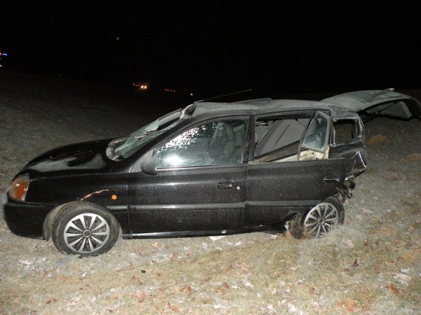 В Минском районе водитель, сбивший пешехода, пытался оказать ему помощь и погиб под колесами авто пьяного бесправника - фото