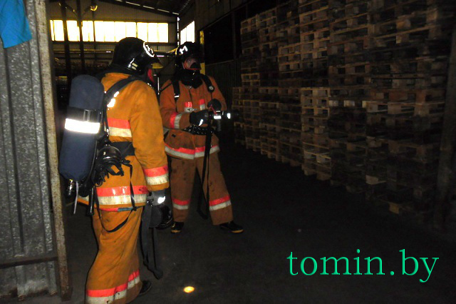 Брестские спасатели ликвидировали «пожар» на ликеро-водочном заводе «Белалко» - фото