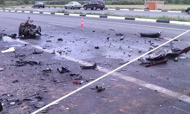 В Витебской области после столкновения с «Мицубиси» загорелся БМВ: два пассажира погибли на месте - фото