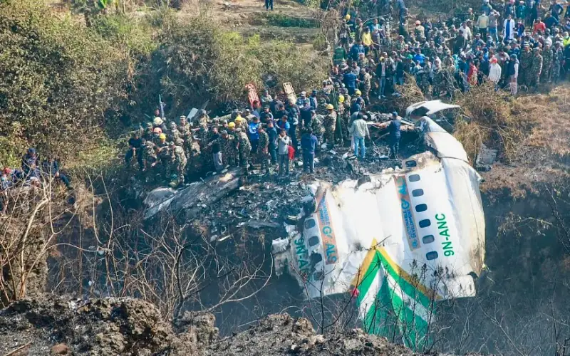 В Непале разбился самолет. Погибли все находившиеся на борту — 72 человека